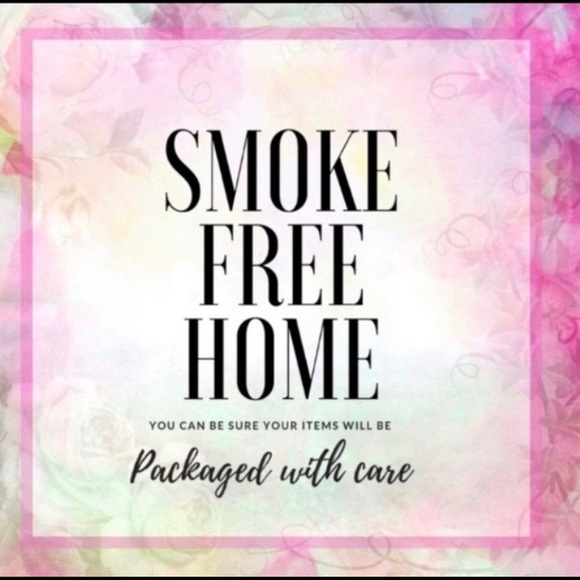 ⭐️So sporty shorts in excellent condition - Picture 11 of 13